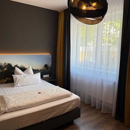 Hotel Kitz Ehemals Schlemmerhuette Langweid Eksteriør bilde